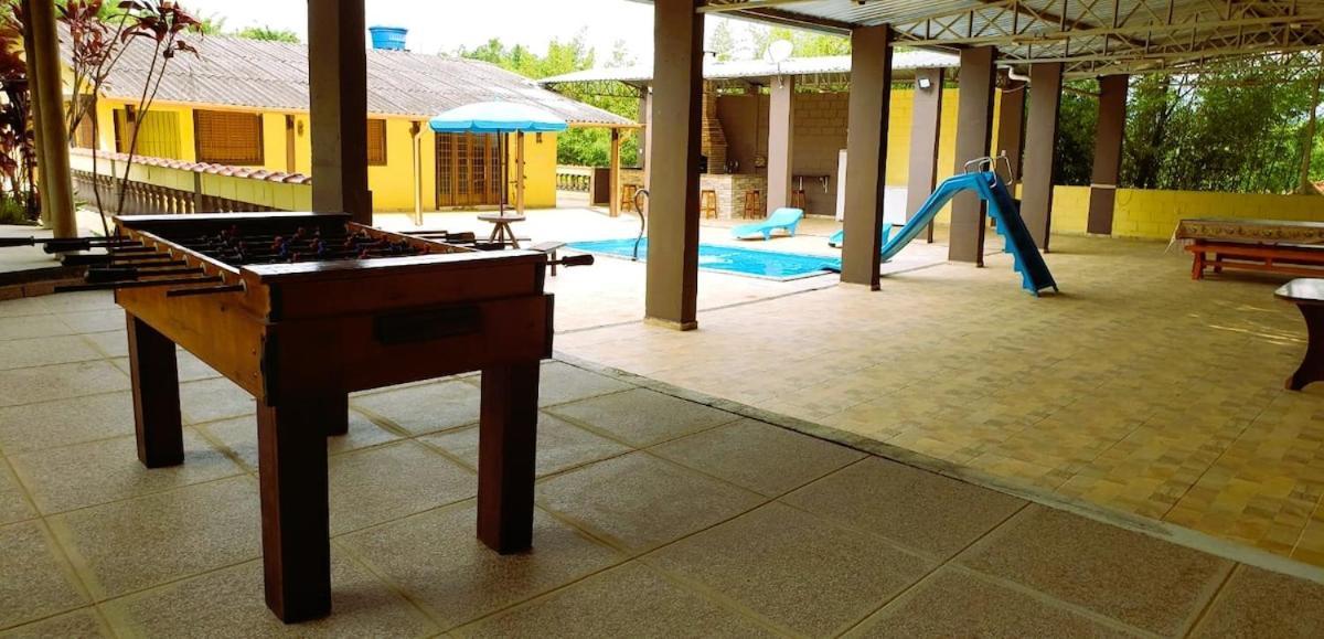 Вілла Chacara Charmosa Com Piscina, Campo De Futebol Гуаратінгета Екстер'єр фото